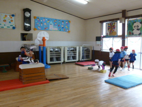 どのクラスも、元気良く体操教室を頑張りました！